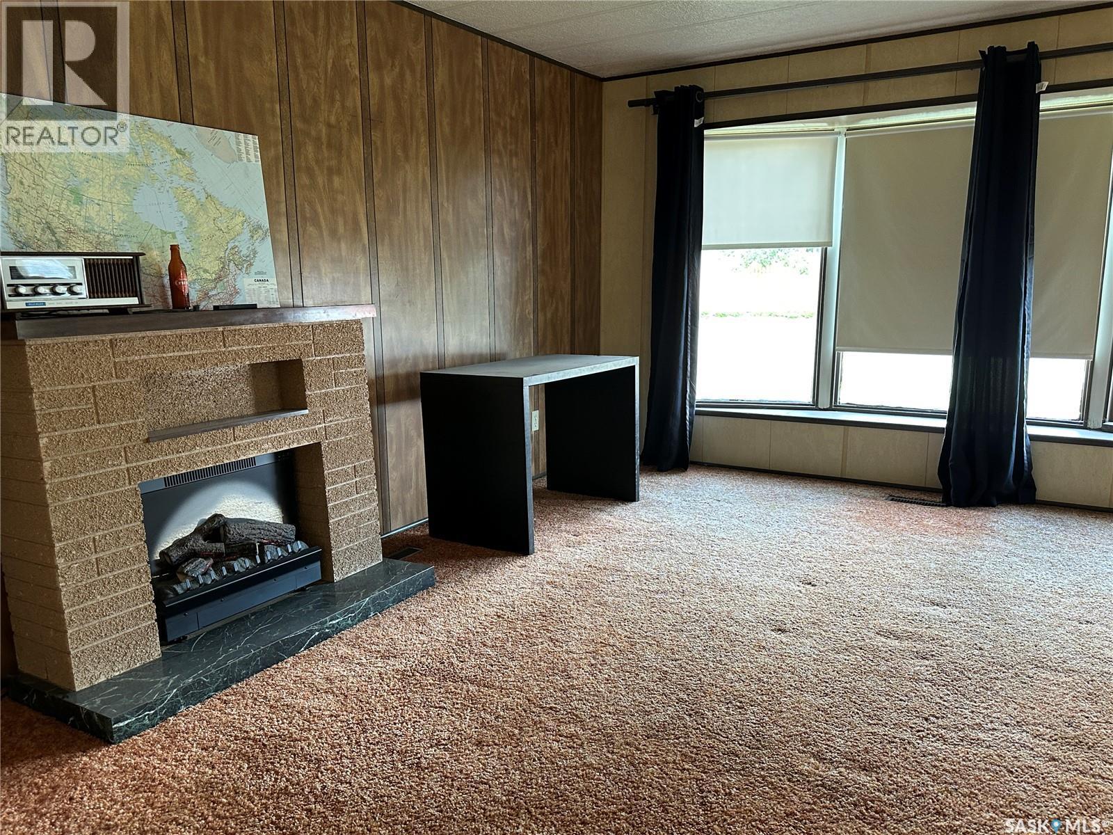 55 14Th Street, Weyburn, SK