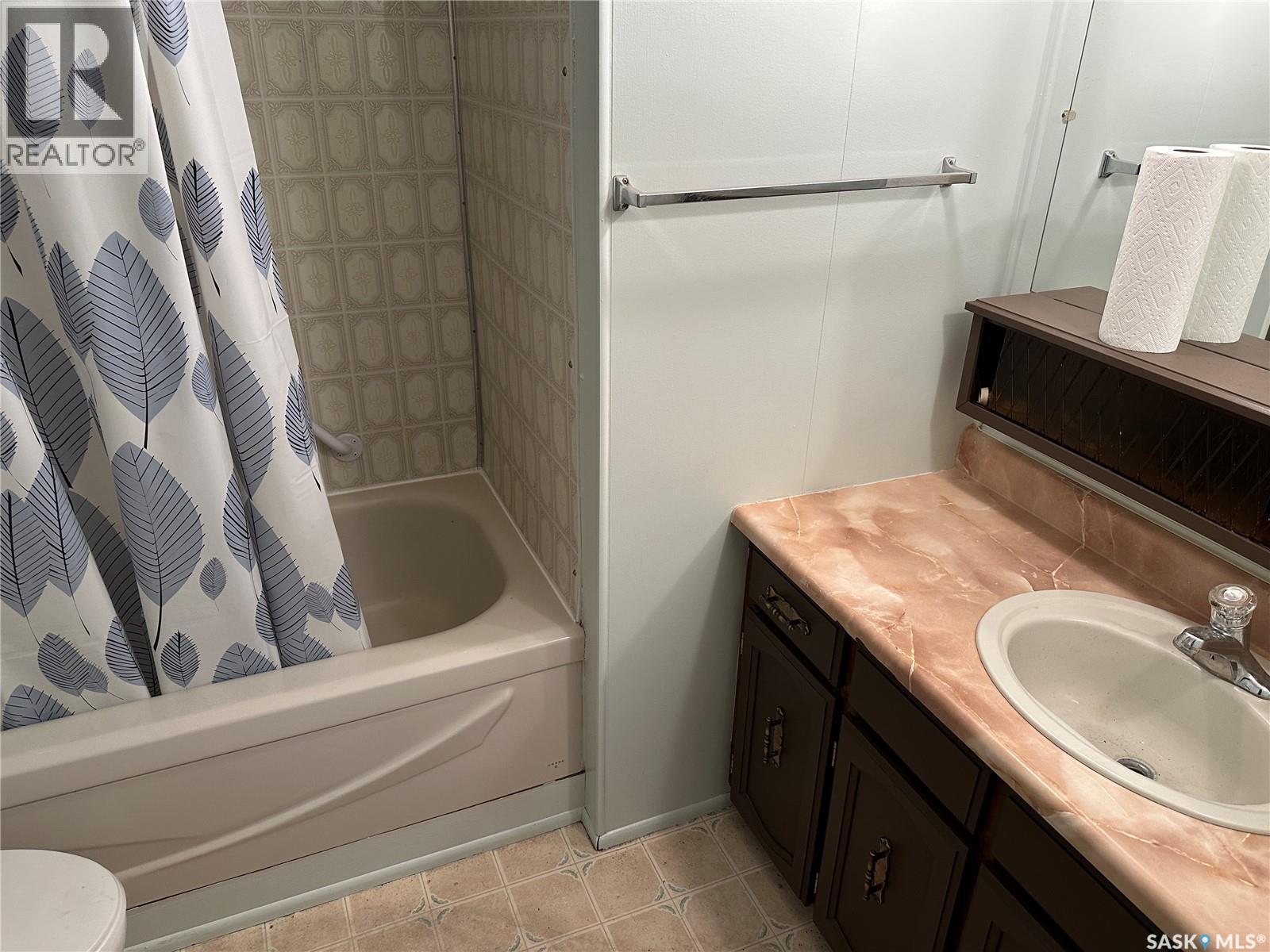 55 14Th Street, Weyburn, SK