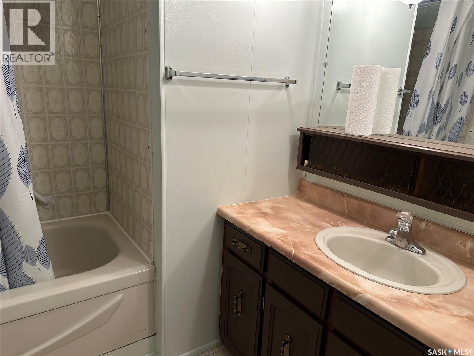 55 14Th Street, Weyburn, SK