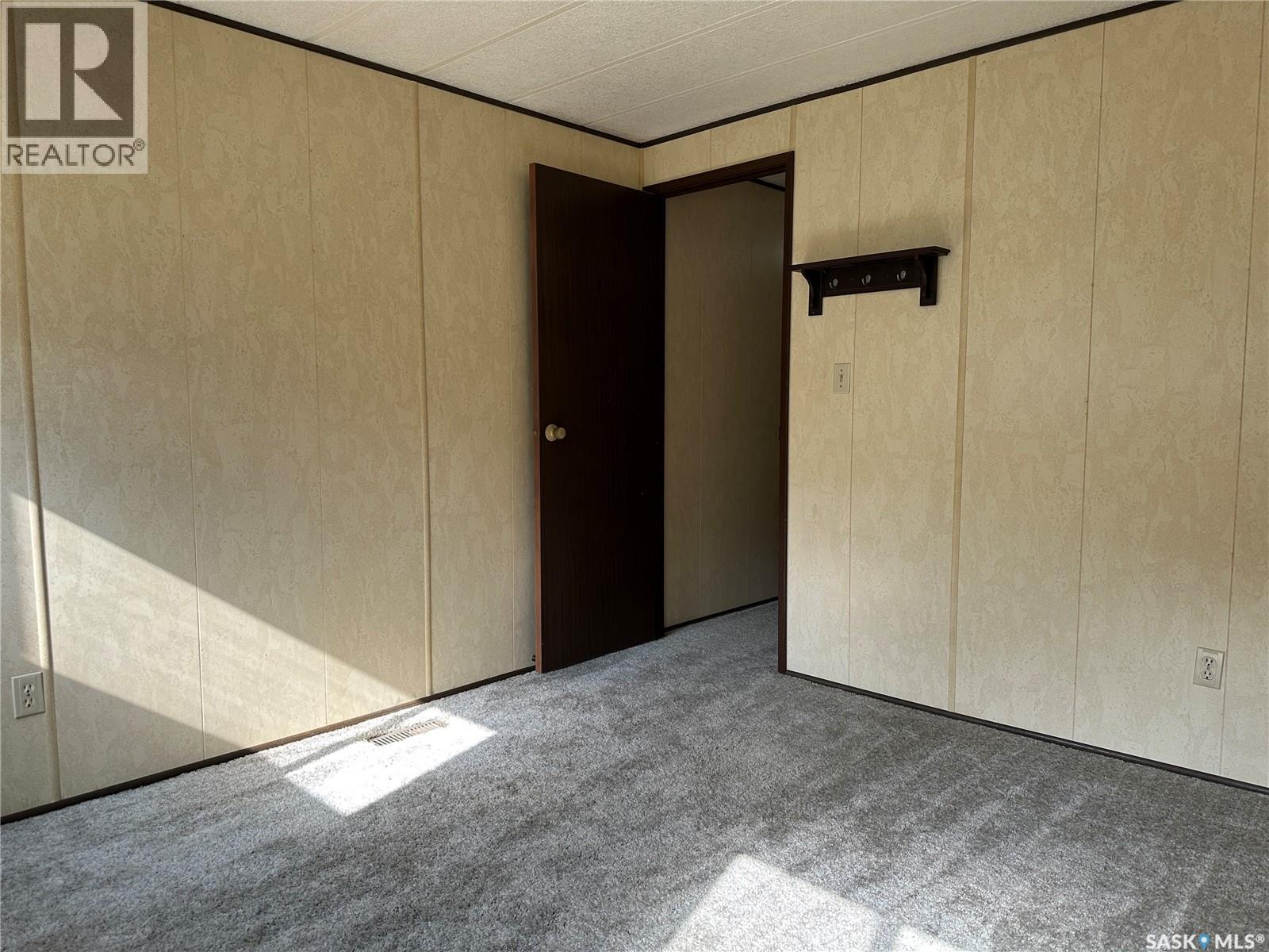 55 14Th Street, Weyburn, SK