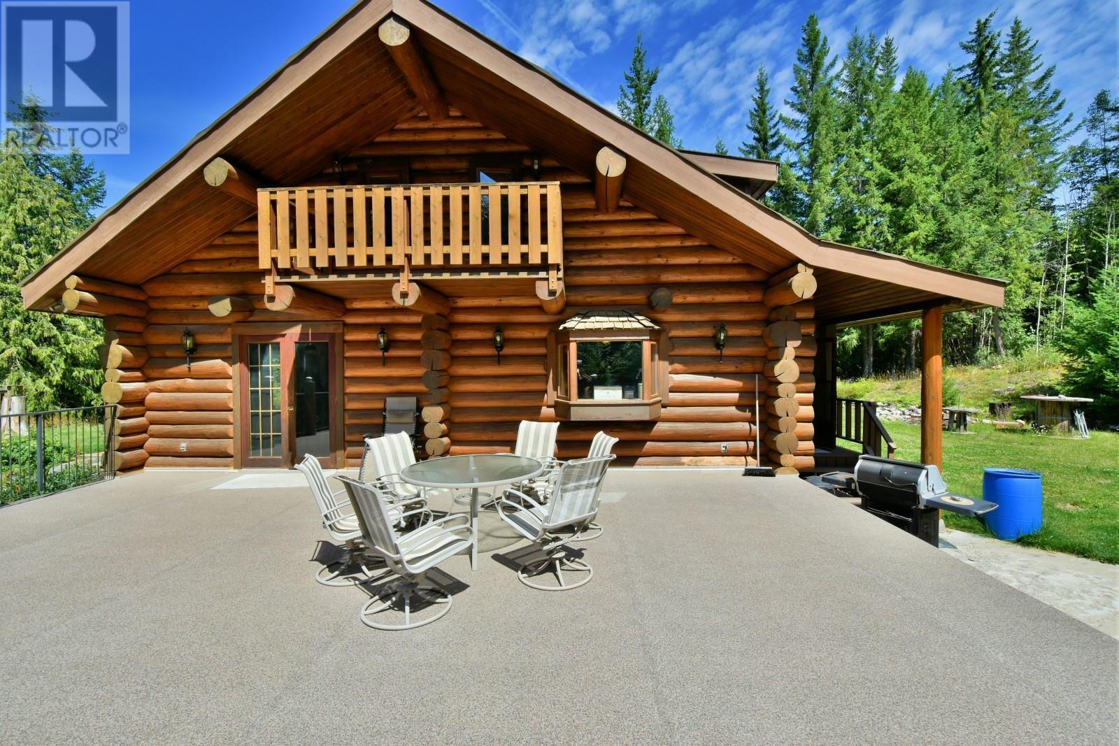 3740 Cameron Road, Eagle Bay, BC - Outdoor With Exterior