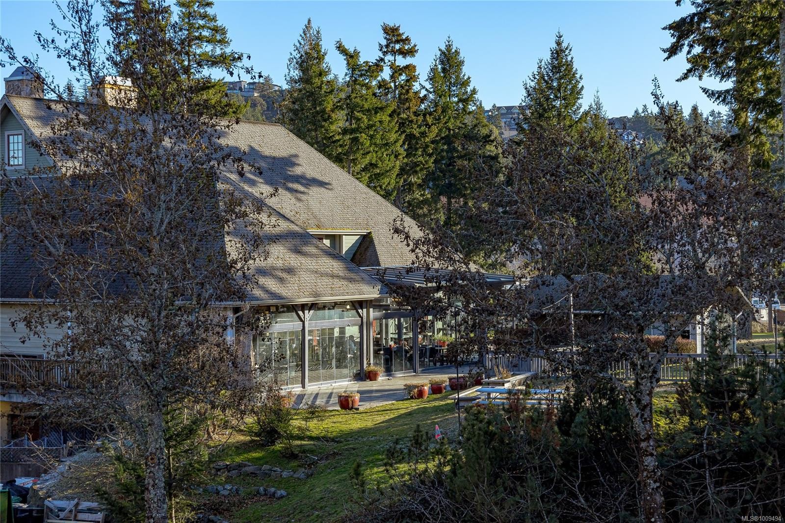 218-220 B-1376 Lynburne Pl, Langford, BC - Outdoor With View