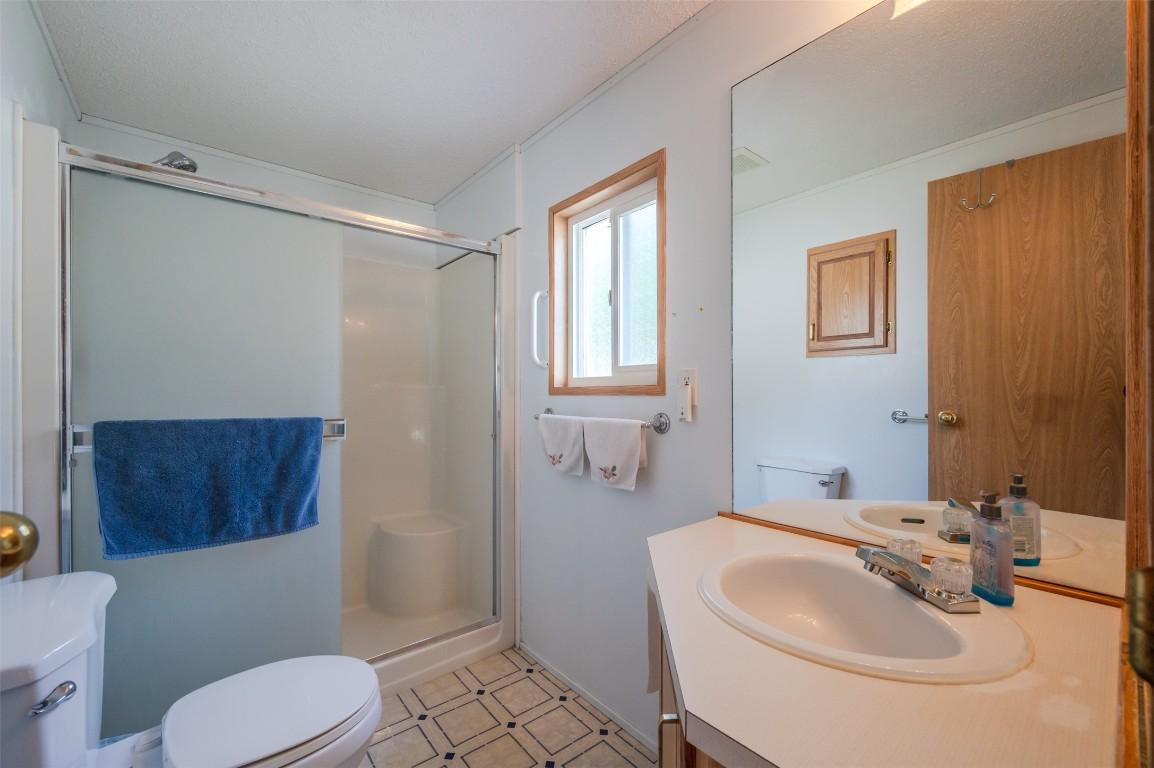 F22-4505 Mclean Creek Road, Okanagan Falls, BC