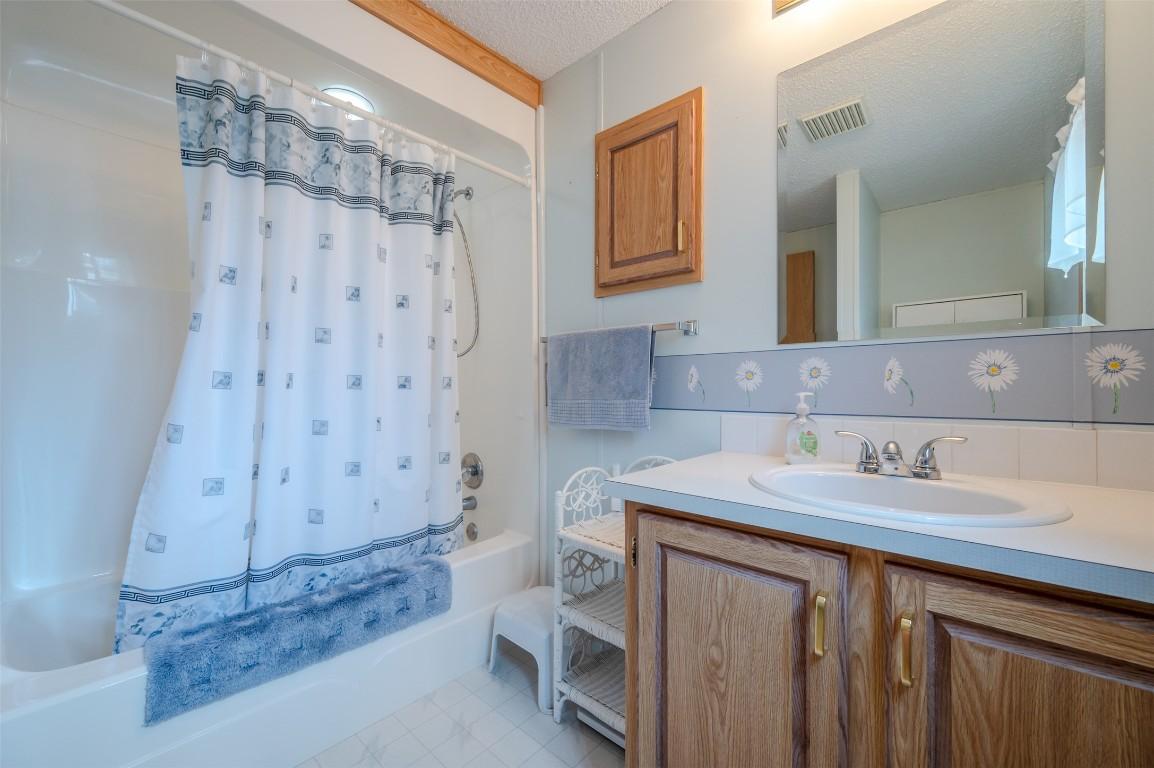 F22-4505 Mclean Creek Road, Okanagan Falls, BC