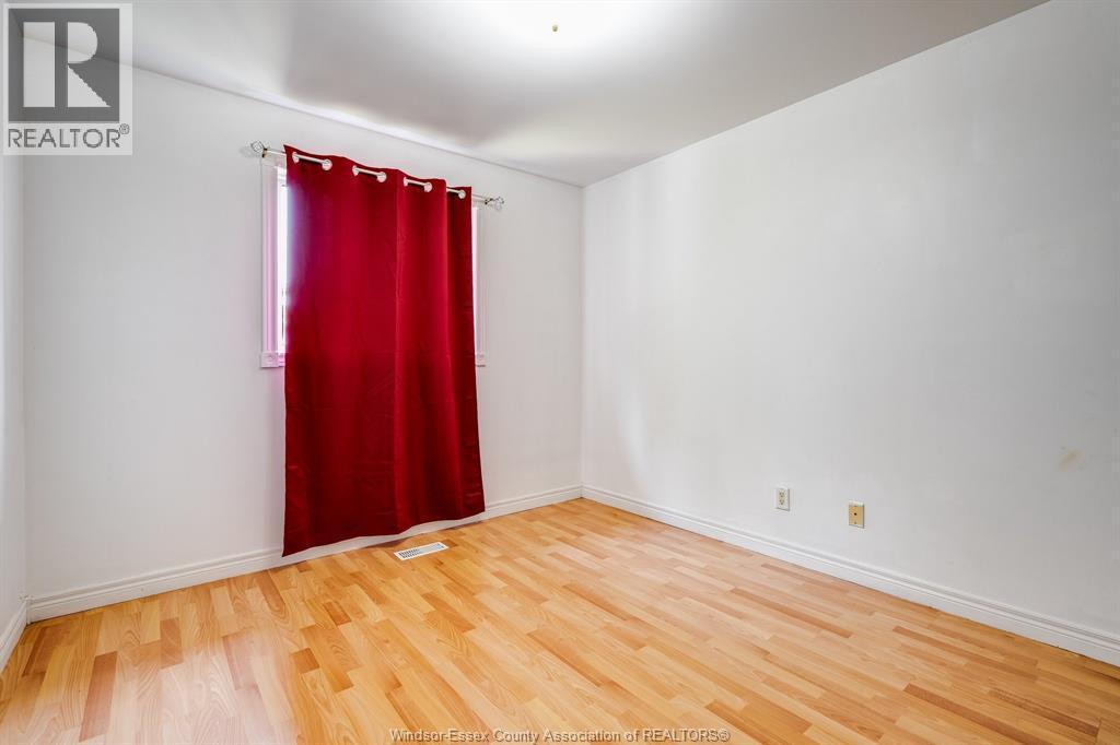 166 Sturgeon Meadows, Leamington, ON - Indoor Photo Showing Other Room