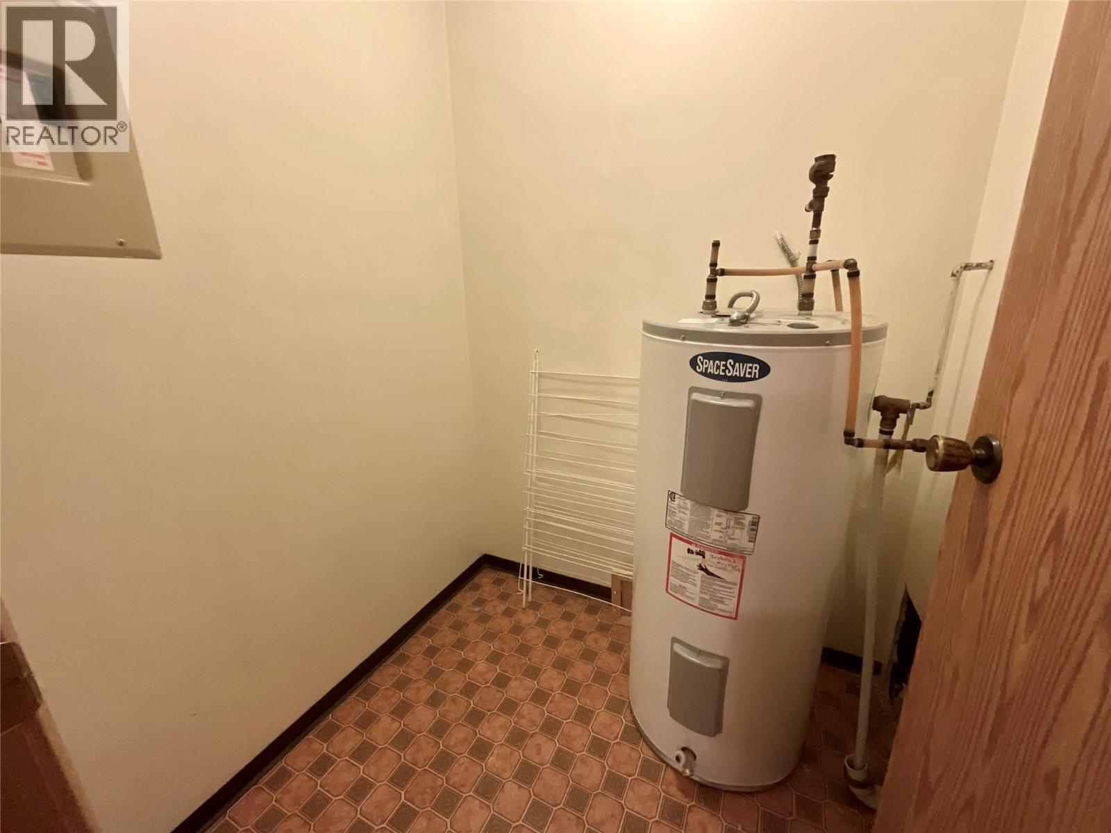 195 Chamberlain Crescent Unit# 113, Tumbler Ridge, BC - Indoor