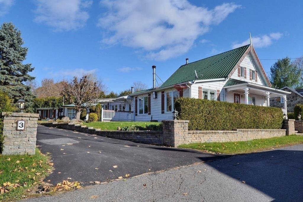 Stationnement - 3 Rue Girard, Saint-André-D'Argenteuil, QC - Outdoor