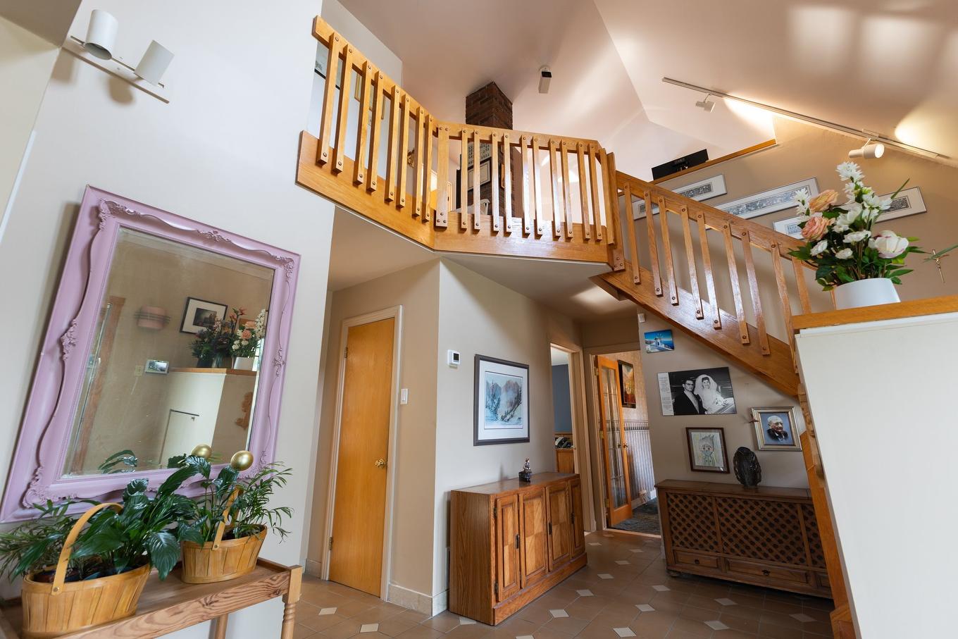 Hall - 399 Av. Thorncrest, Dorval, QC - Indoor Photo Showing Other Room