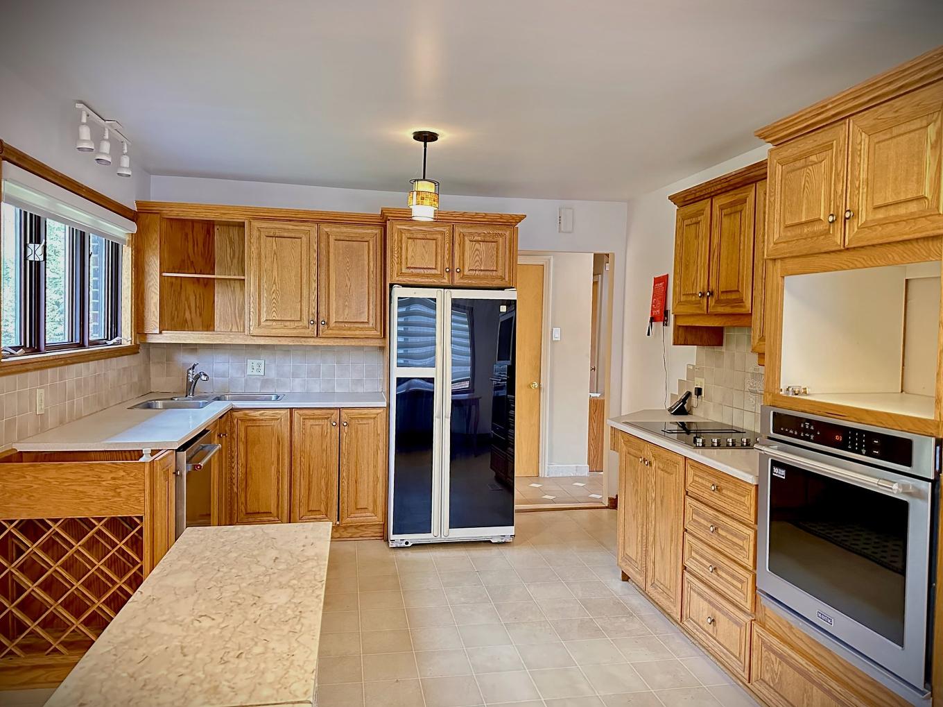 Kitchen - 399 Av. Thorncrest, Dorval, QC - Indoor Photo Showing Kitchen