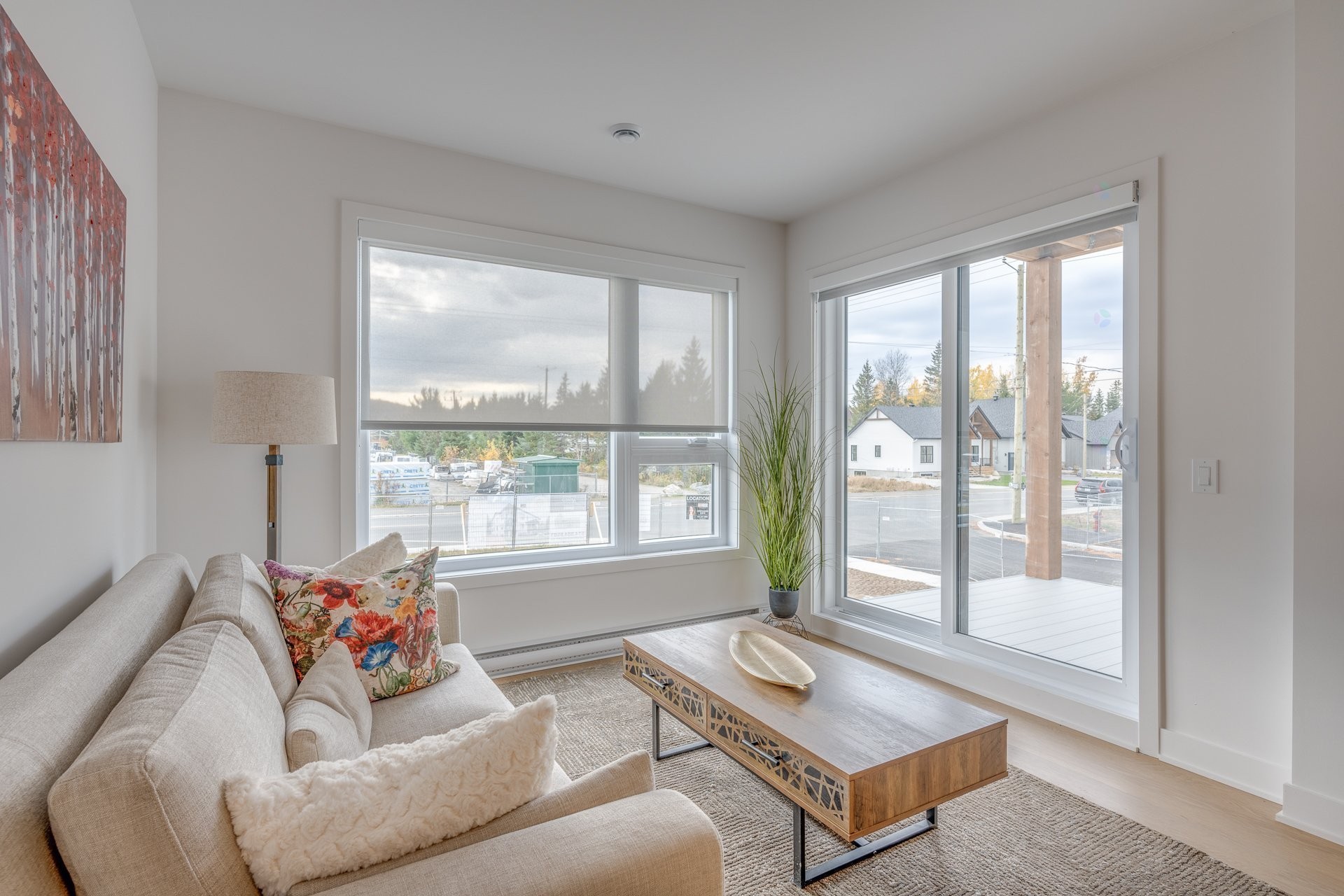 Salon - 300-645 Rue Légaré, Mont-Tremblant, QC - Indoor Photo Showing Living Room