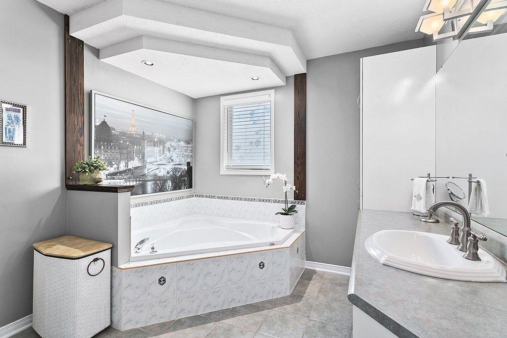 Salle de bains - 62 Rue Norval-Jones, Gatineau (Aylmer), QC - Indoor Photo Showing Bathroom