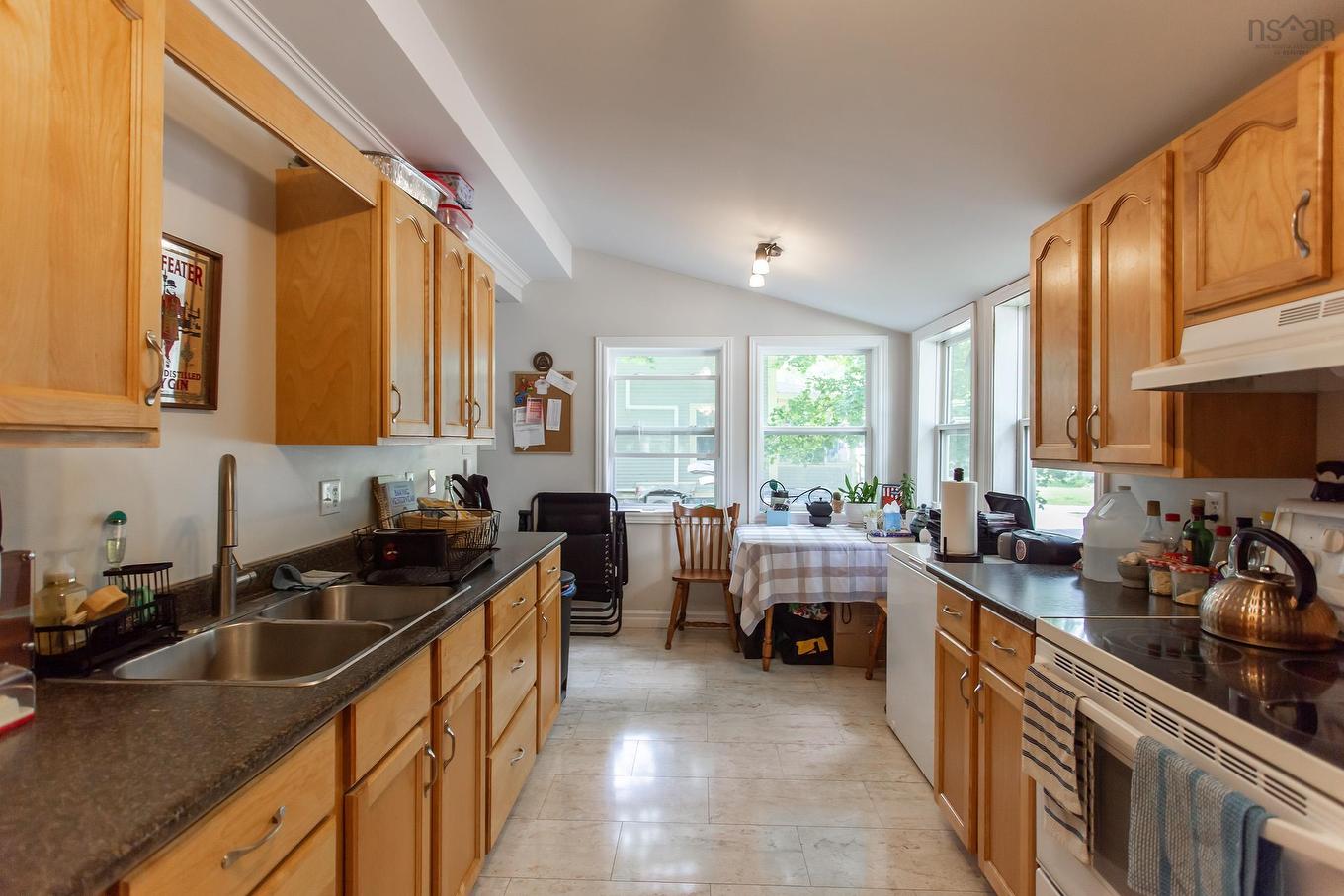 27 Canaan Avenue, Kentville, NS