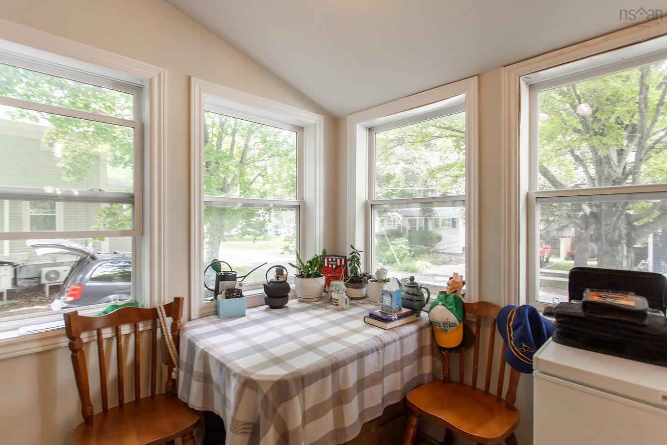 27 Canaan Avenue, Kentville, NS