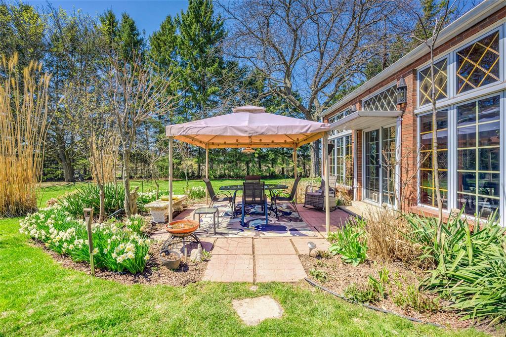 4731 St Clair Parkway, Port Lambton, ON