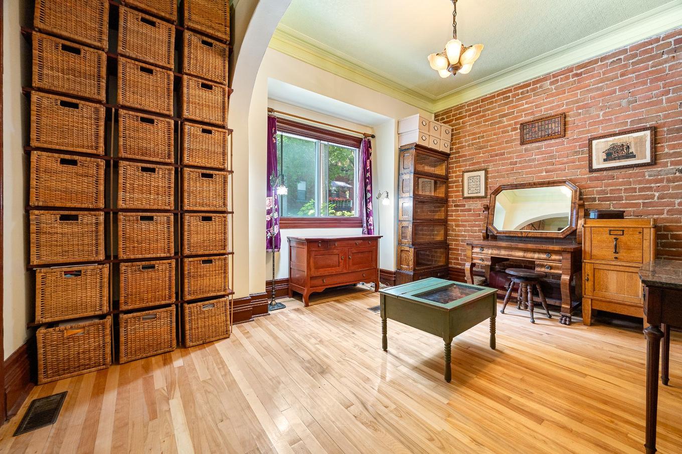 Primary bedroom - 4017Z Rue De Bordeaux, Montréal (Le Plateau-Mont-Royal), QC - Indoor Photo Showing Other Room