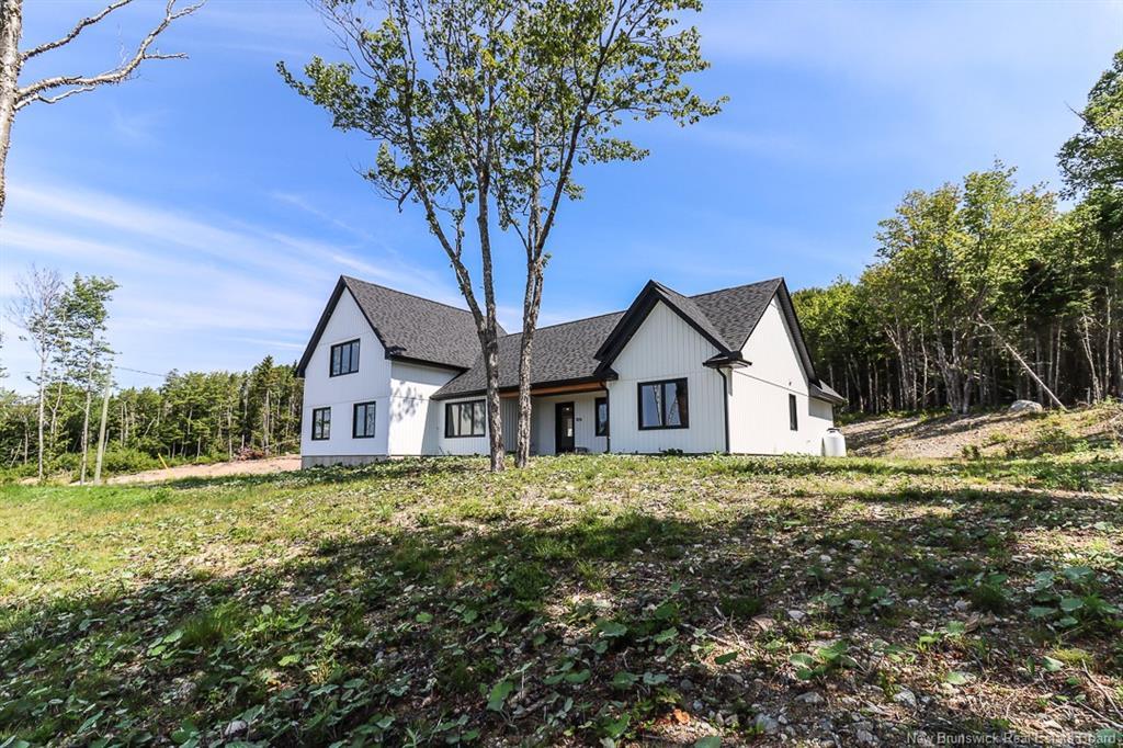 100 Mallory St, Saint John, NB