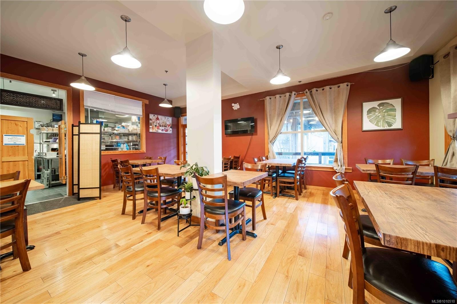 102-5281 Rutherford Rd, Nanaimo, BC