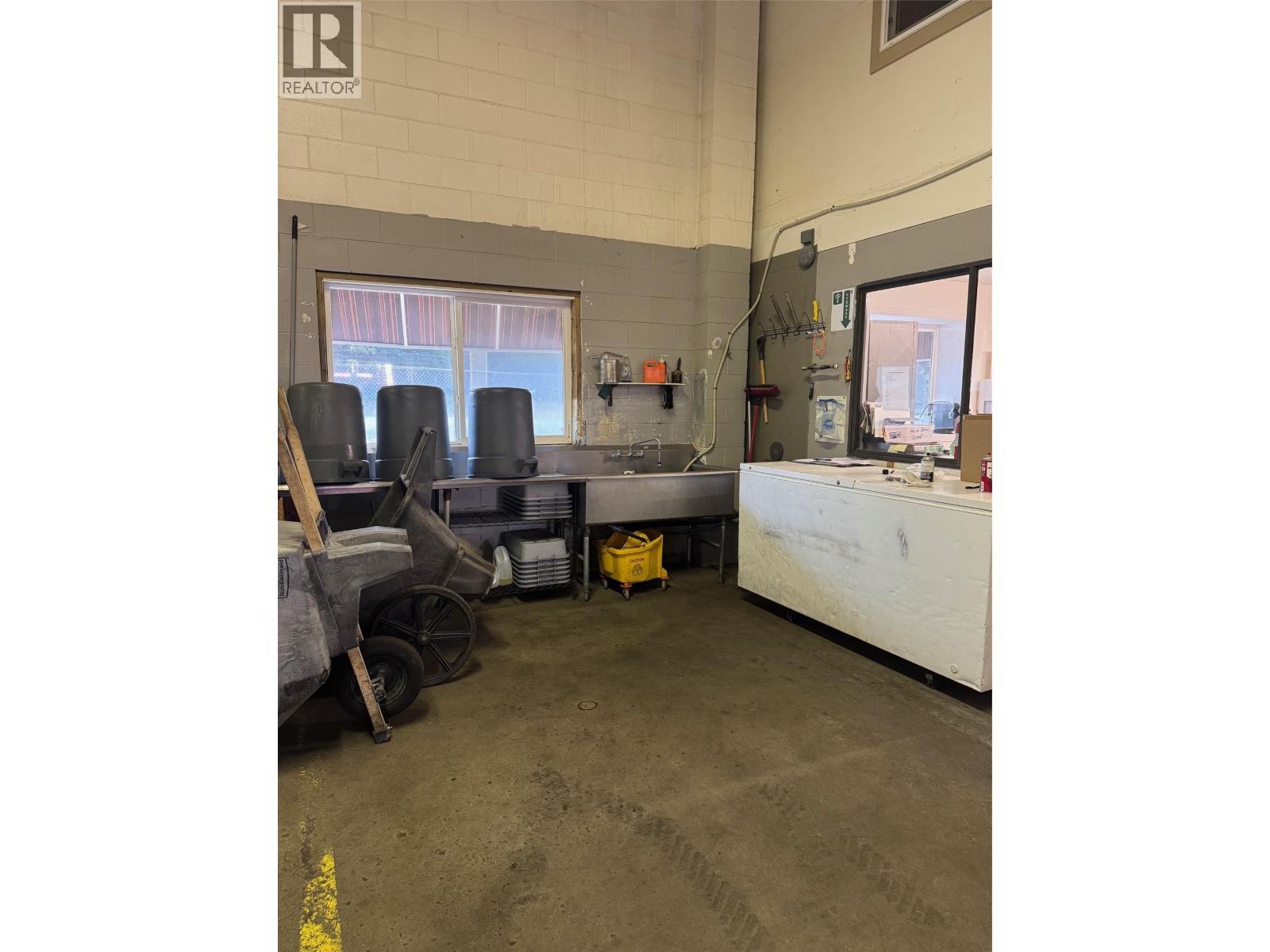 470 Beaver Lake Road, Kelowna, BC