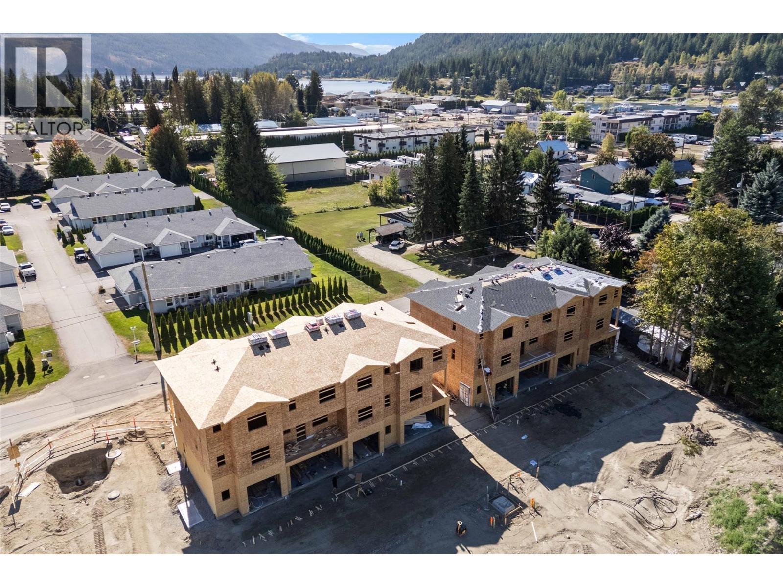 OCT 1 2025 UPDATE - 222 Temple Street Unit# 4, Sicamous, BC - Outdoor With View