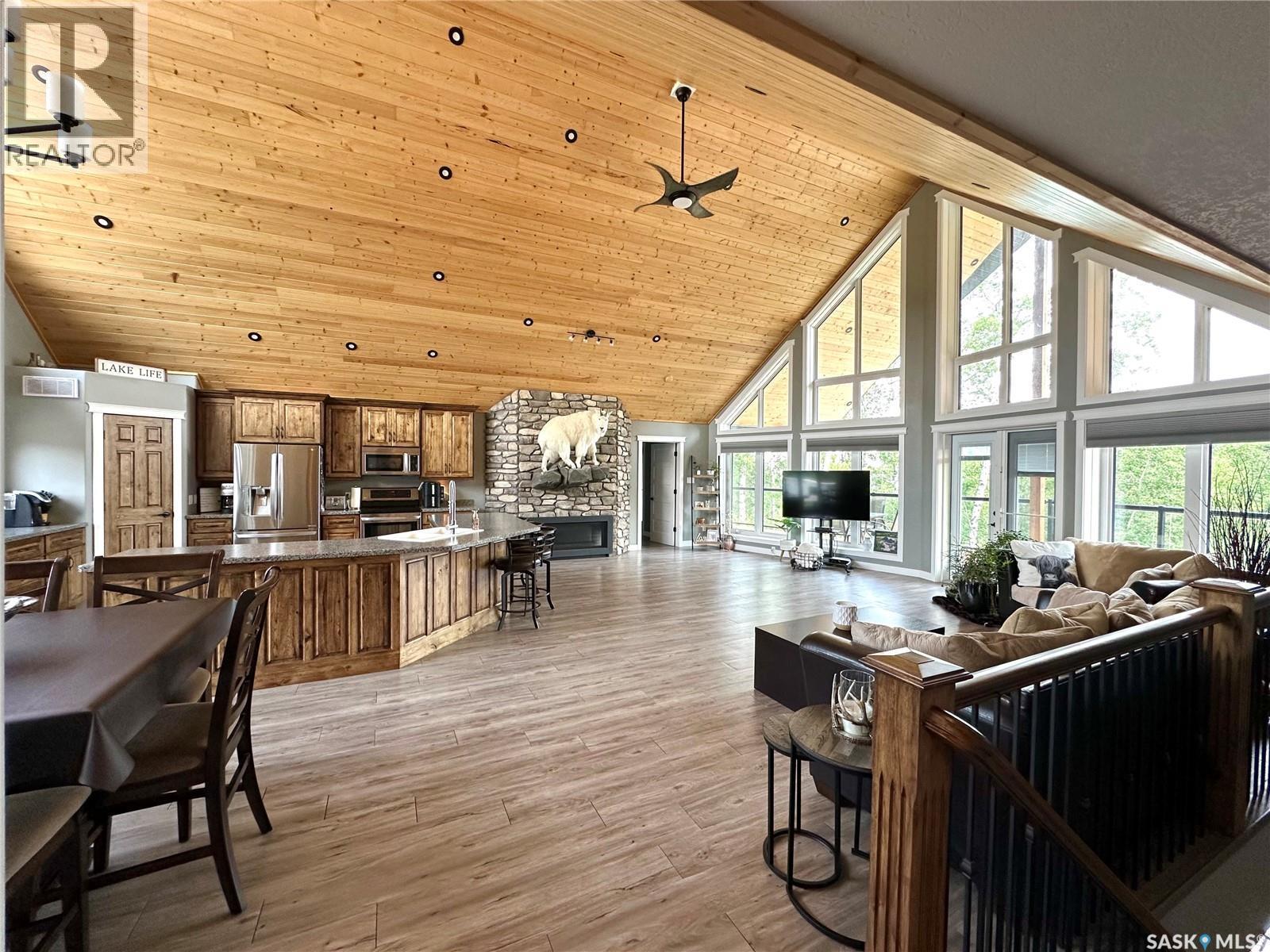 2 Derby Lane, Big Shell, SK - Indoor