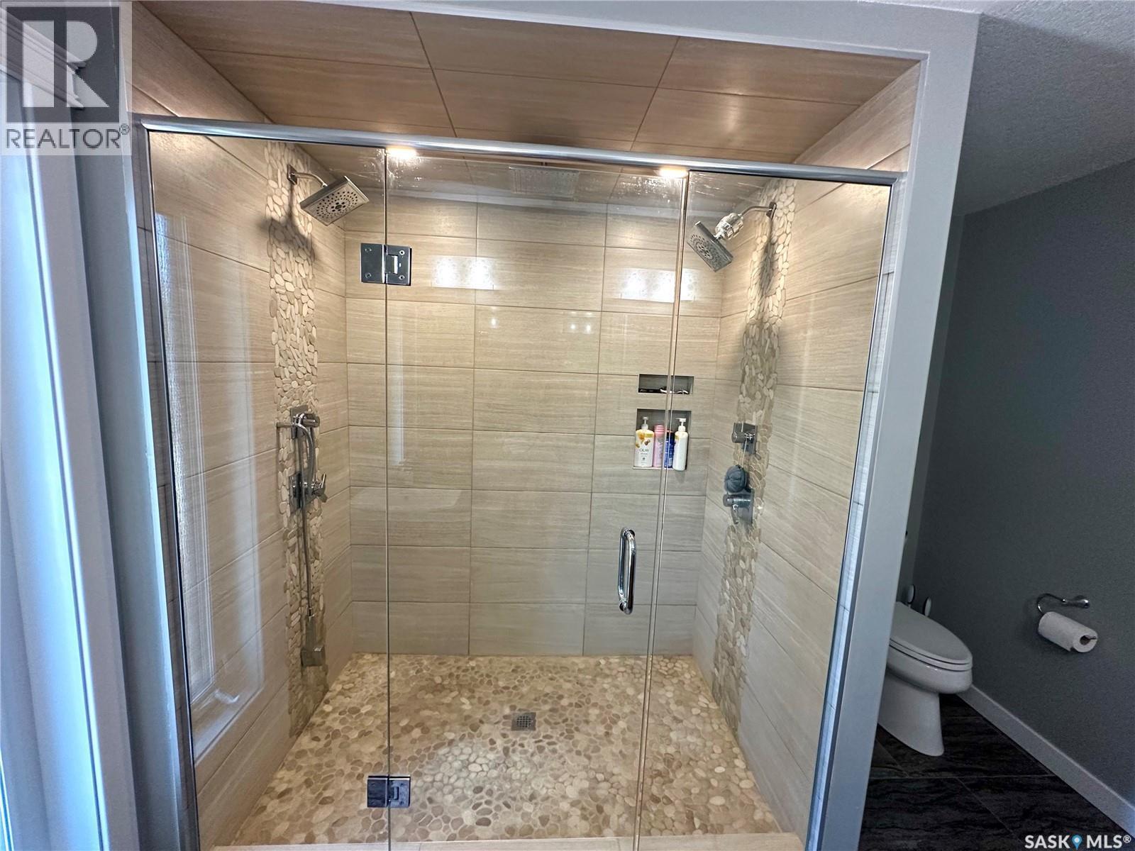 2 Derby Lane, Big Shell, SK - Indoor Photo Showing Bathroom