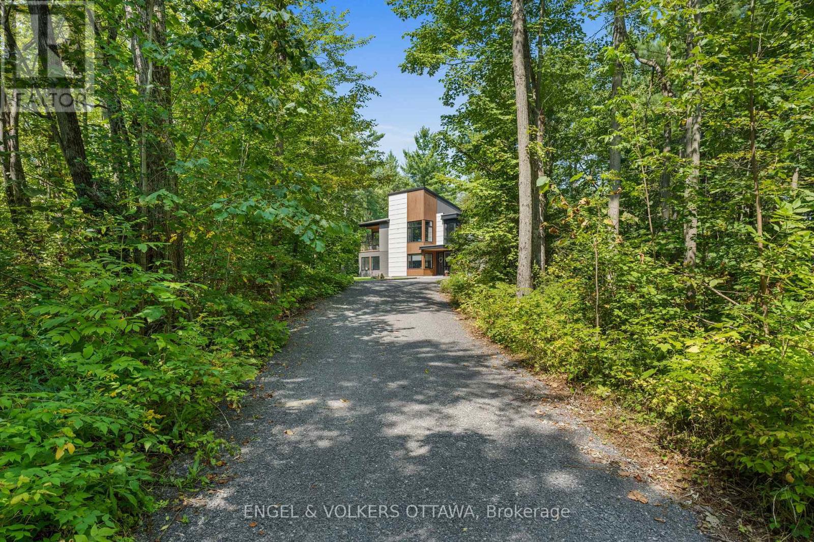 108 Edith Margaret Place, Ottawa, ON - Outdoor