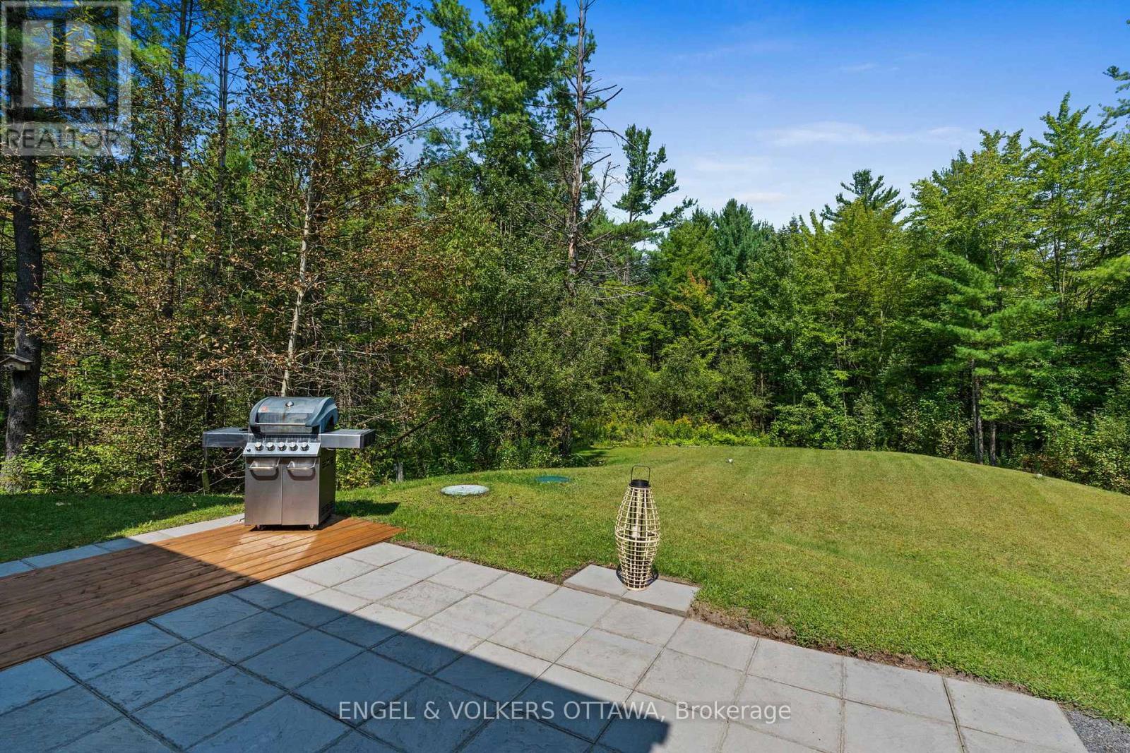 108 Edith Margaret Place, Ottawa, ON - Outdoor