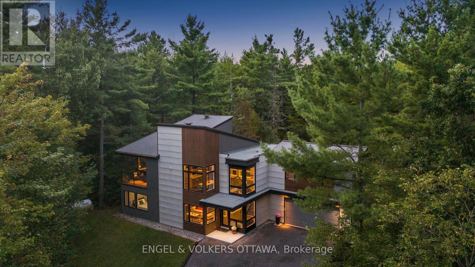 108 Edith Margaret Place, Ottawa, ON - Outdoor