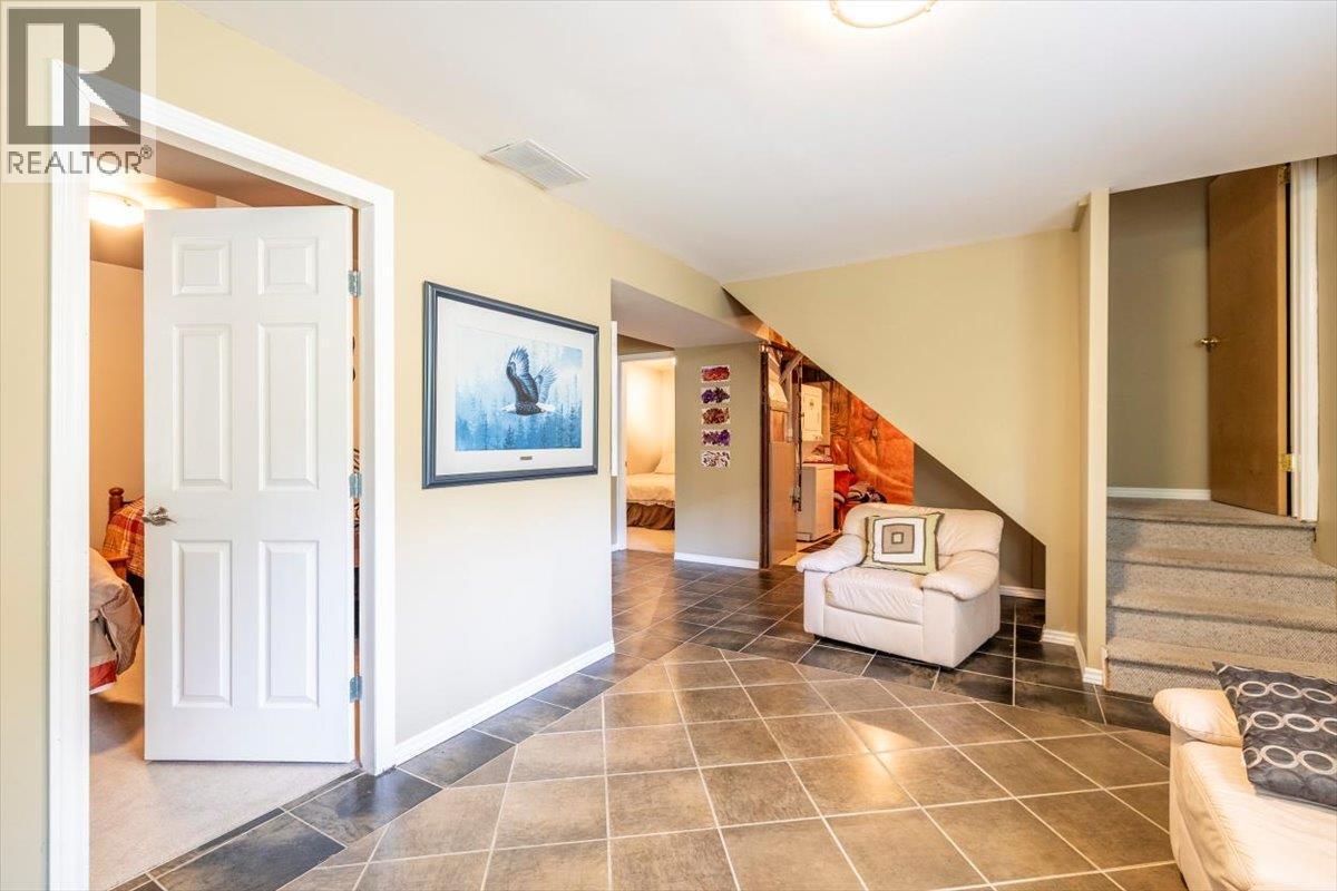 6660 Mclean Road, Jaffray, BC - Indoor Photo Showing Other Room