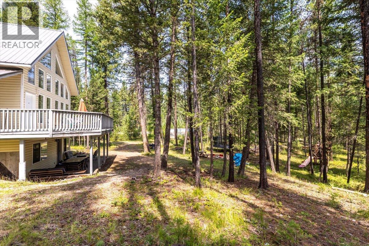 6660 Mclean Road, Jaffray, BC - Outdoor With Deck Patio Veranda