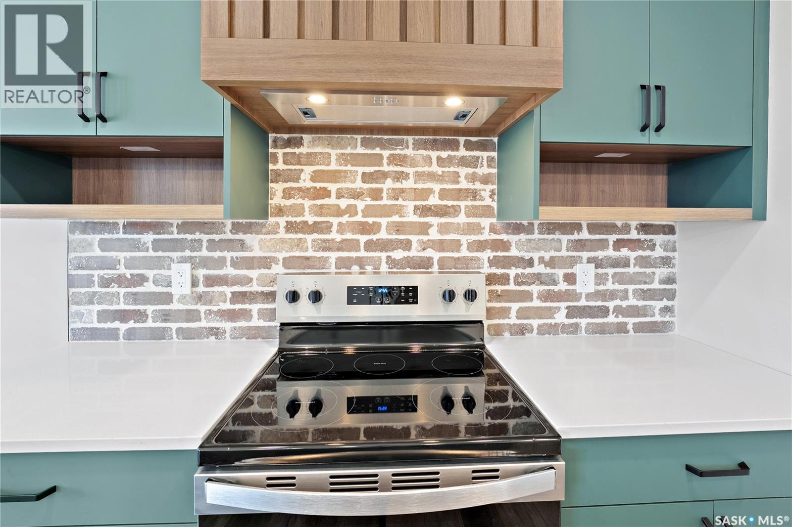 3080 Dumont Way, Regina, SK - Indoor Photo Showing Kitchen