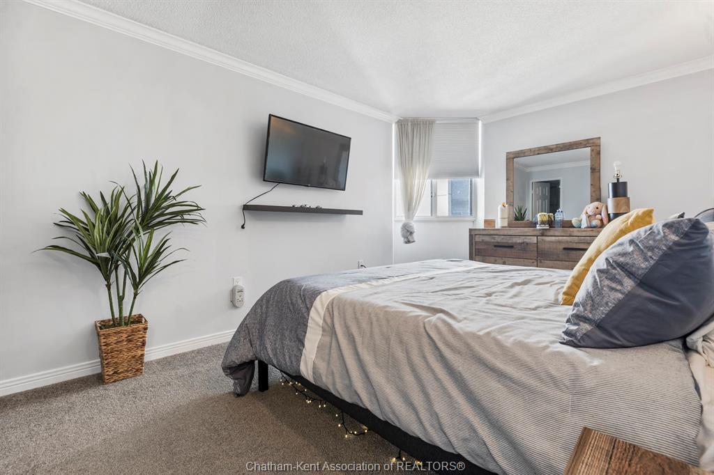 2403-323 Colborne Street, London, ON