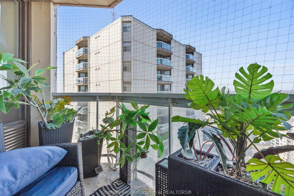 2403-323 Colborne Street, London, ON