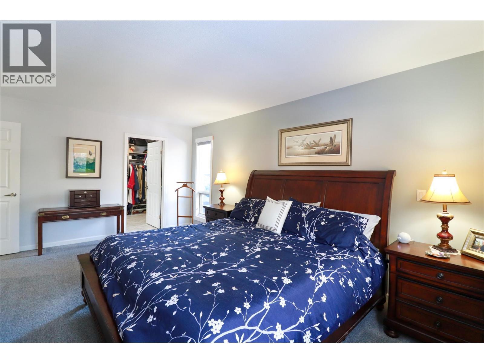 103 Eagle Drive, Kaleden, BC - Indoor Photo Showing Bedroom