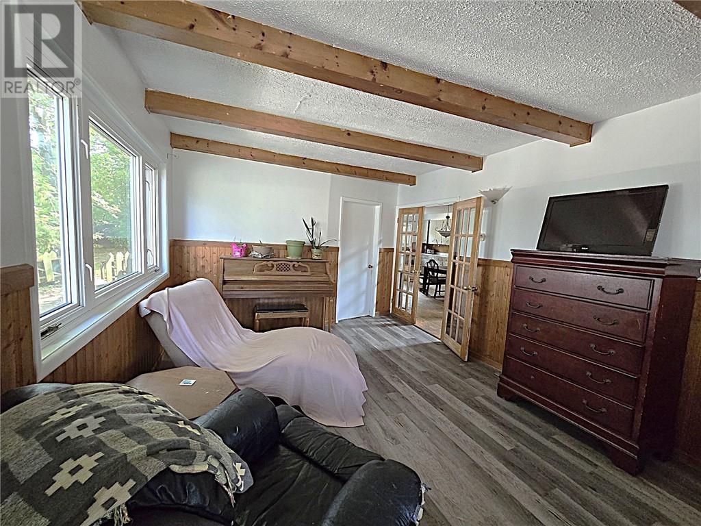 7 King Street, St. Charles, ON - Indoor Photo Showing Bedroom