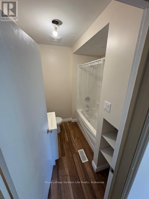 24-26 Spruce Drive, Temagami, ON - Indoor