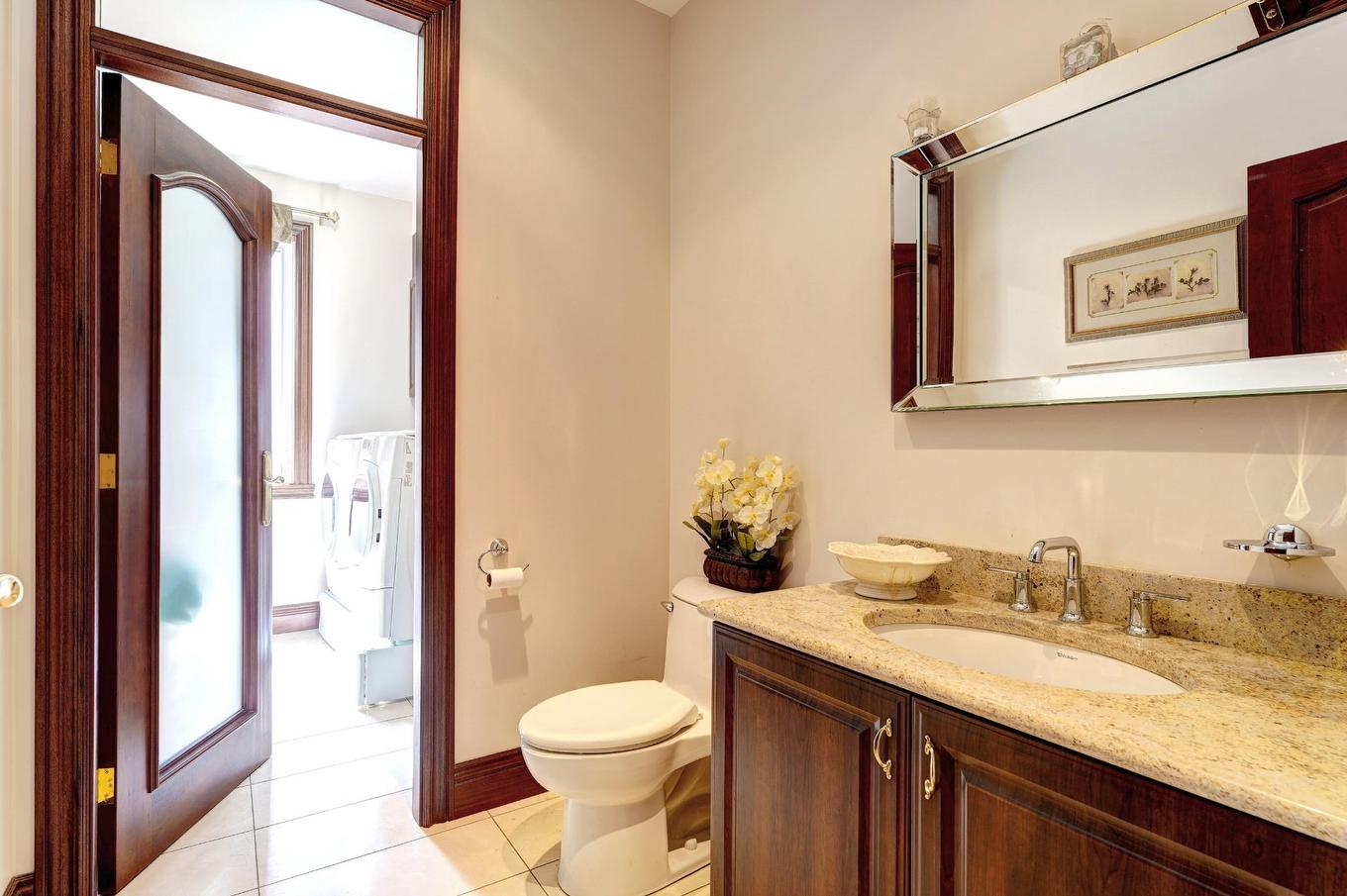 Salle d'eau - 6002 Rue Portelance, Laval (Auteuil), QC - Indoor Photo Showing Bathroom