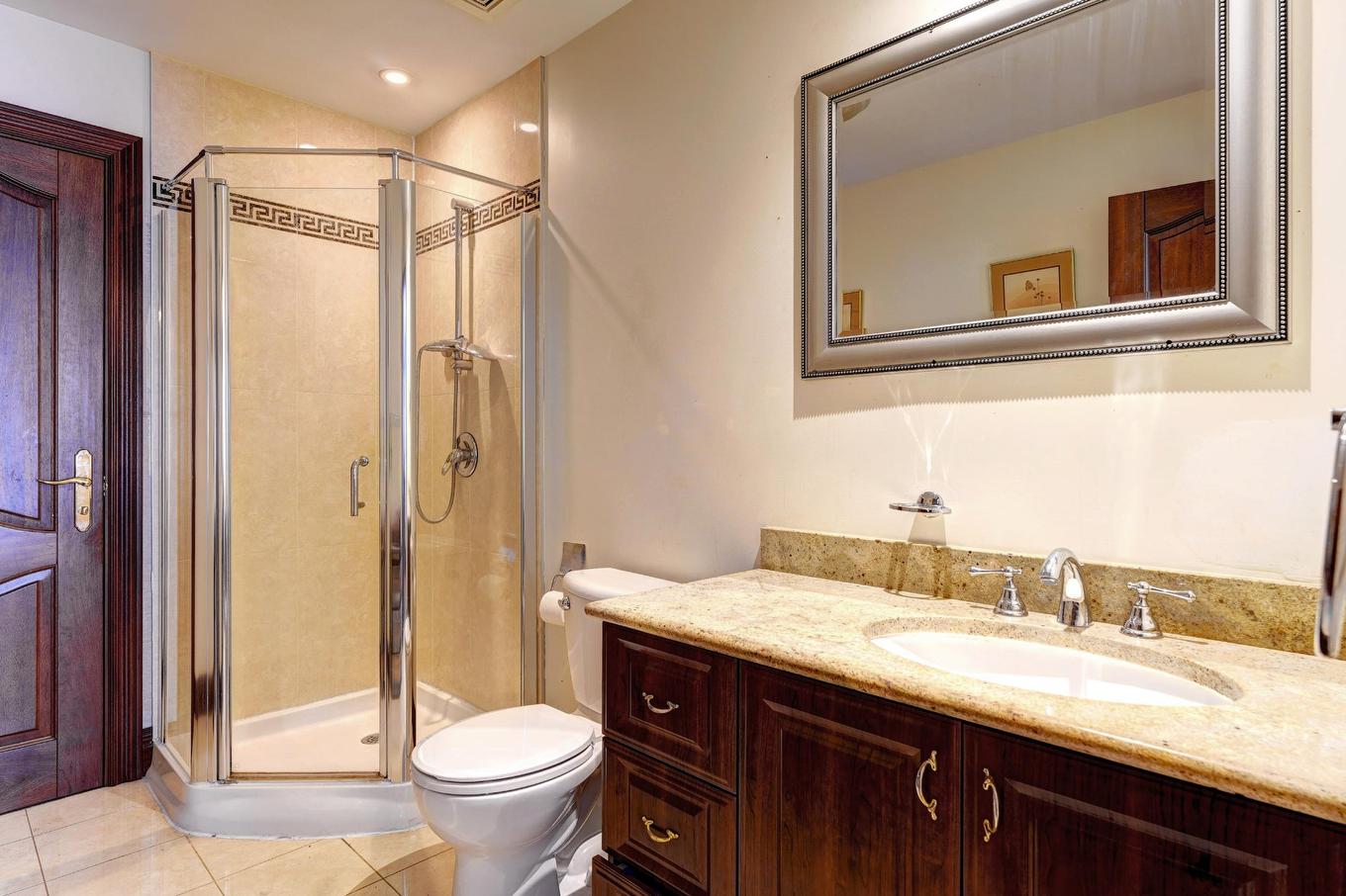 Salle de bains - 6002 Rue Portelance, Laval (Auteuil), QC - Indoor Photo Showing Bathroom