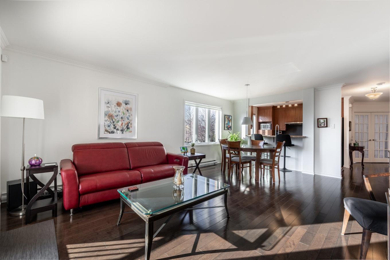 Vue d'ensemble - 9-501 Rue Des Tilleuls, Saint-Bruno-De-Montarville, QC - Indoor Photo Showing Living Room