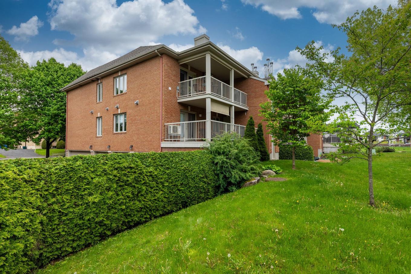 Cour - 9-501 Rue Des Tilleuls, Saint-Bruno-De-Montarville, QC - Outdoor