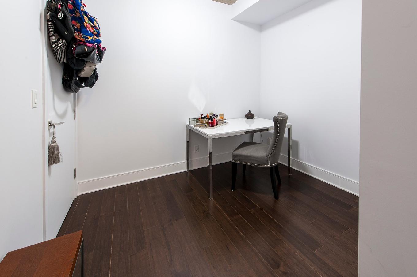 Boudoir - 806-1188 Av. Union, Montréal (Ville-Marie), QC - Indoor Photo Showing Other Room