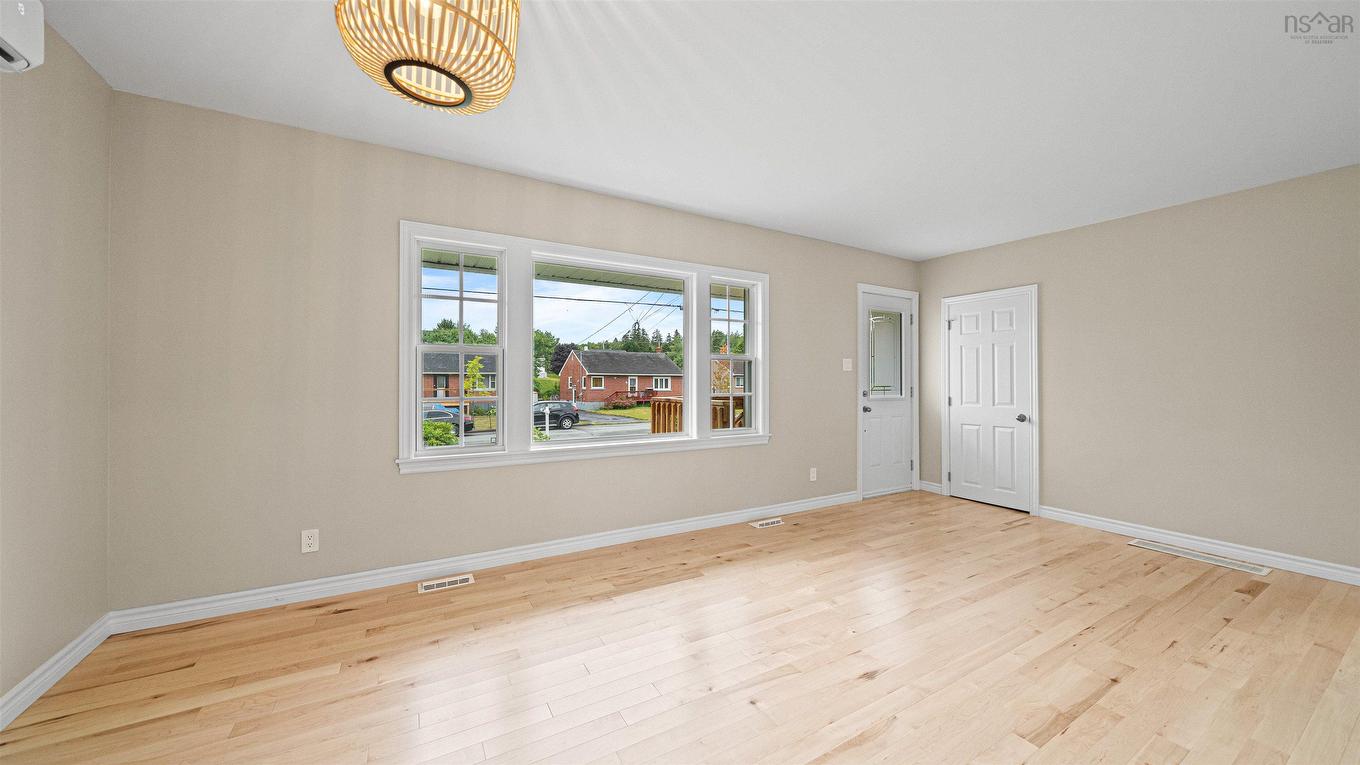 6 Birchfield Crescent, Spryfield, NS