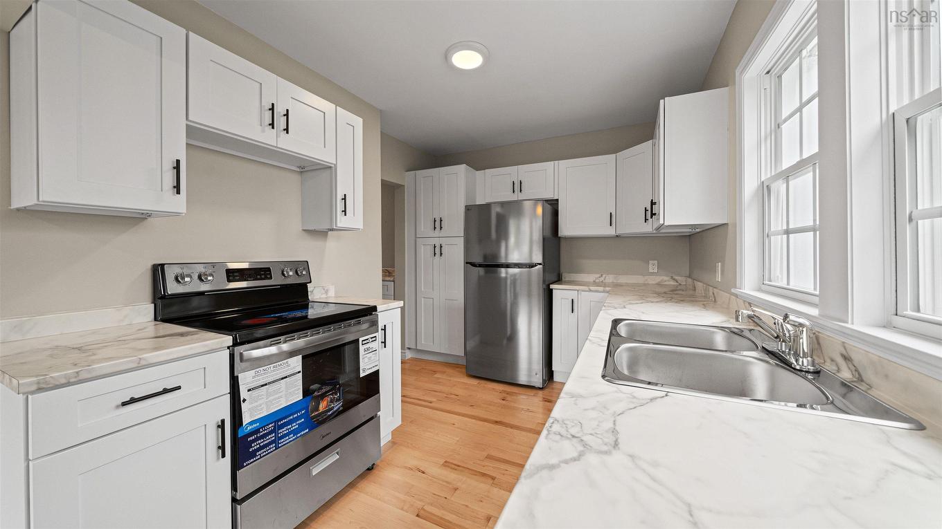 6 Birchfield Crescent, Spryfield, NS