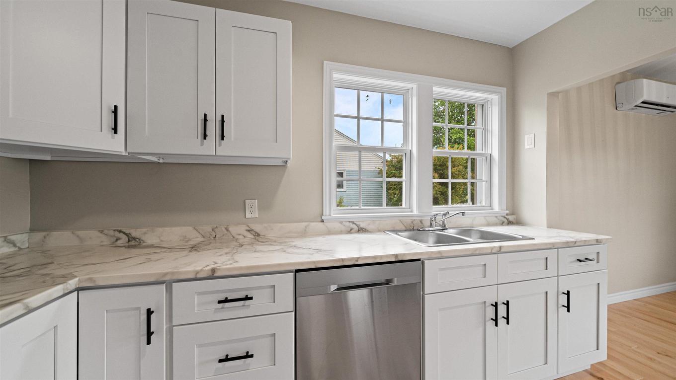 6 Birchfield Crescent, Spryfield, NS