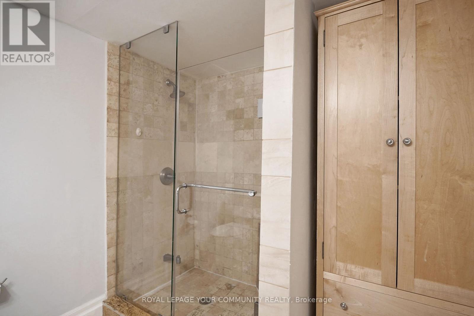 128 Selwyn Road, Richmond Hill, ON - Indoor Photo Showing Bathroom