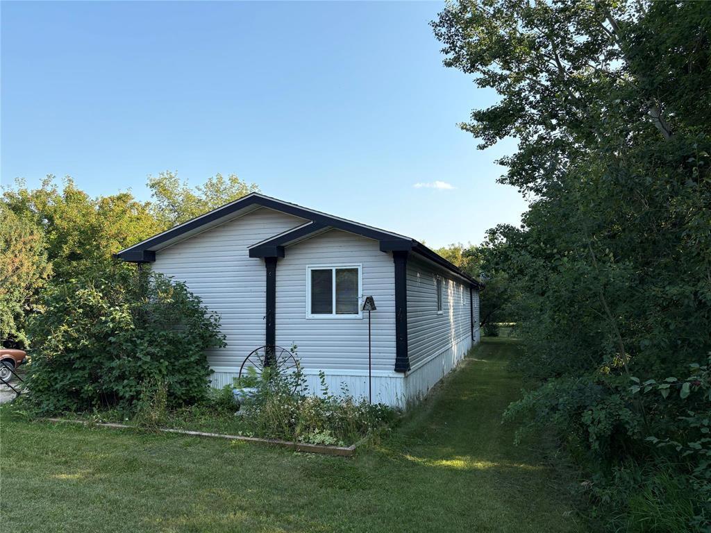 89 Mcdonald Drive, Strathclair, MB - Outdoor