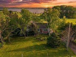 649 Route 19 Meadowbank, PE C0A 1H1