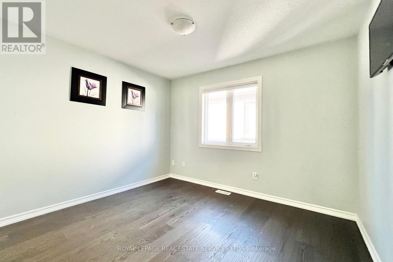 Bedroom 2 - 4681 Webb Street, Burlington, ON - Indoor Photo Showing Other Room