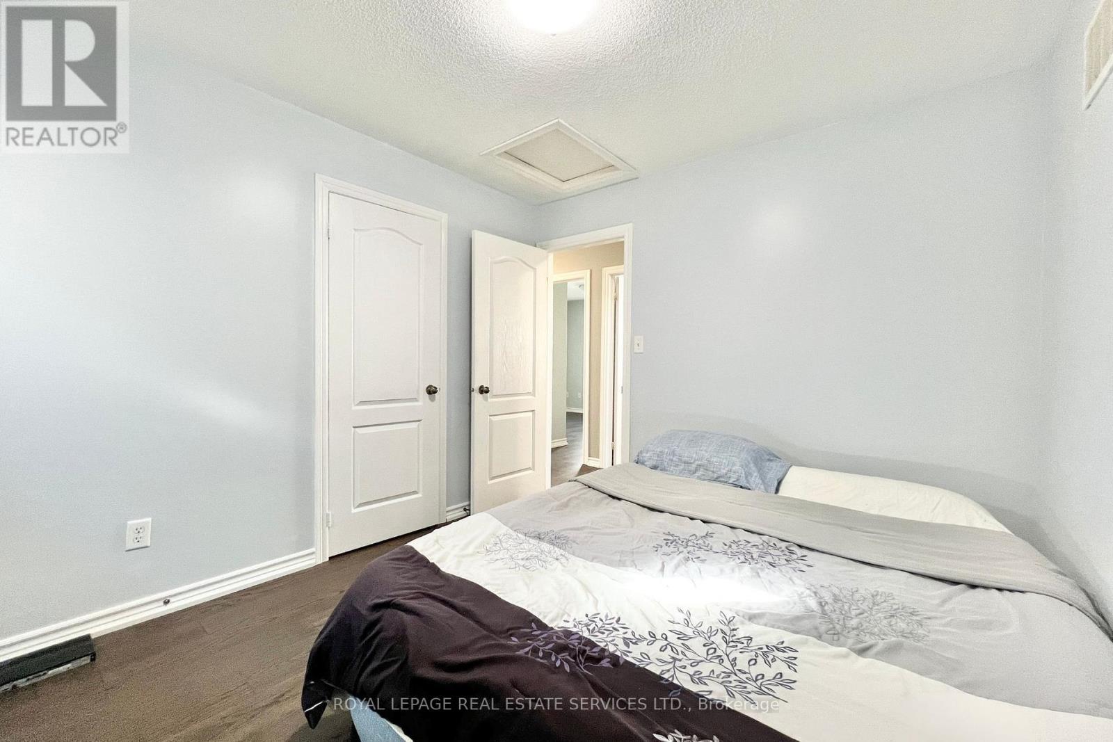 Bedroom 3 - 4681 Webb Street, Burlington, ON - Indoor Photo Showing Bedroom