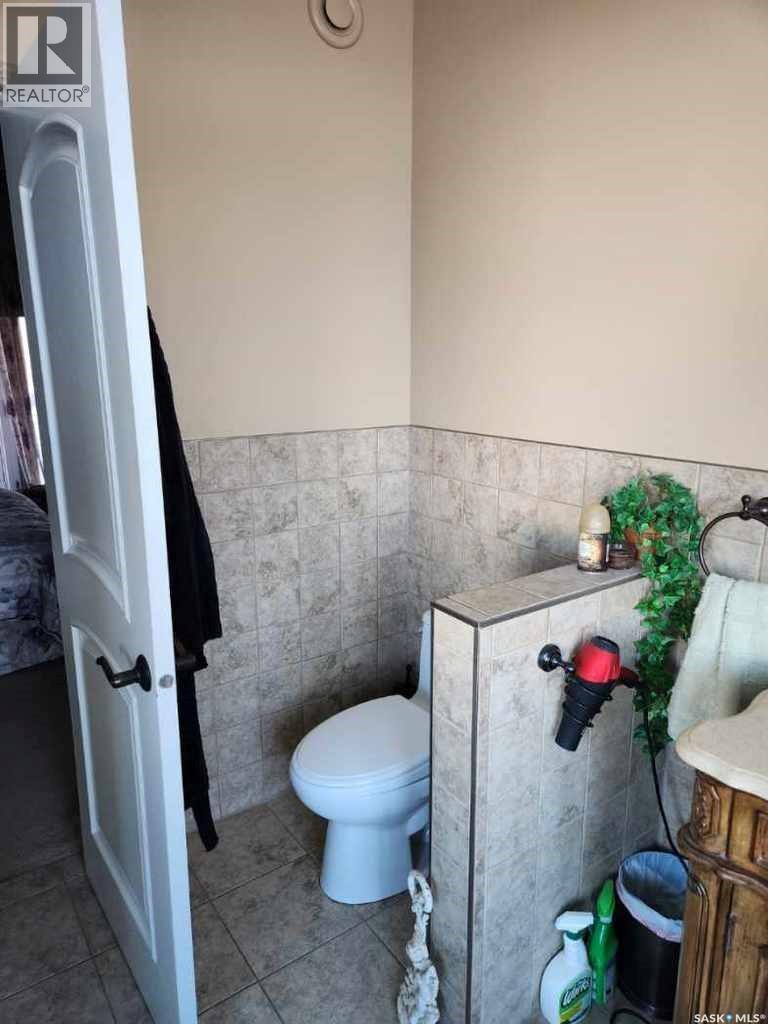 Seeman Acreage, Estevan Rm No. 5, SK - Indoor Photo Showing Bathroom